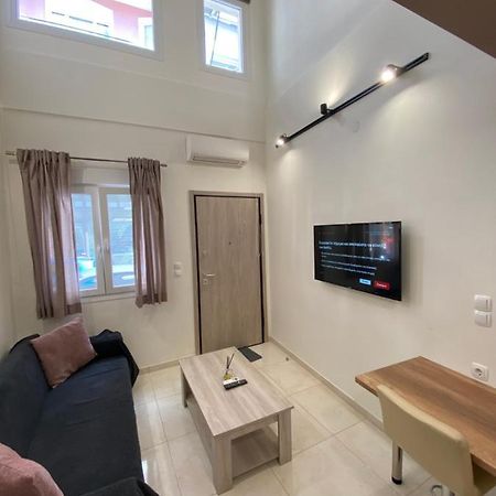 Ferienwohnung Luxury Loft Kalu Tsesme A Ioannina Exterior foto